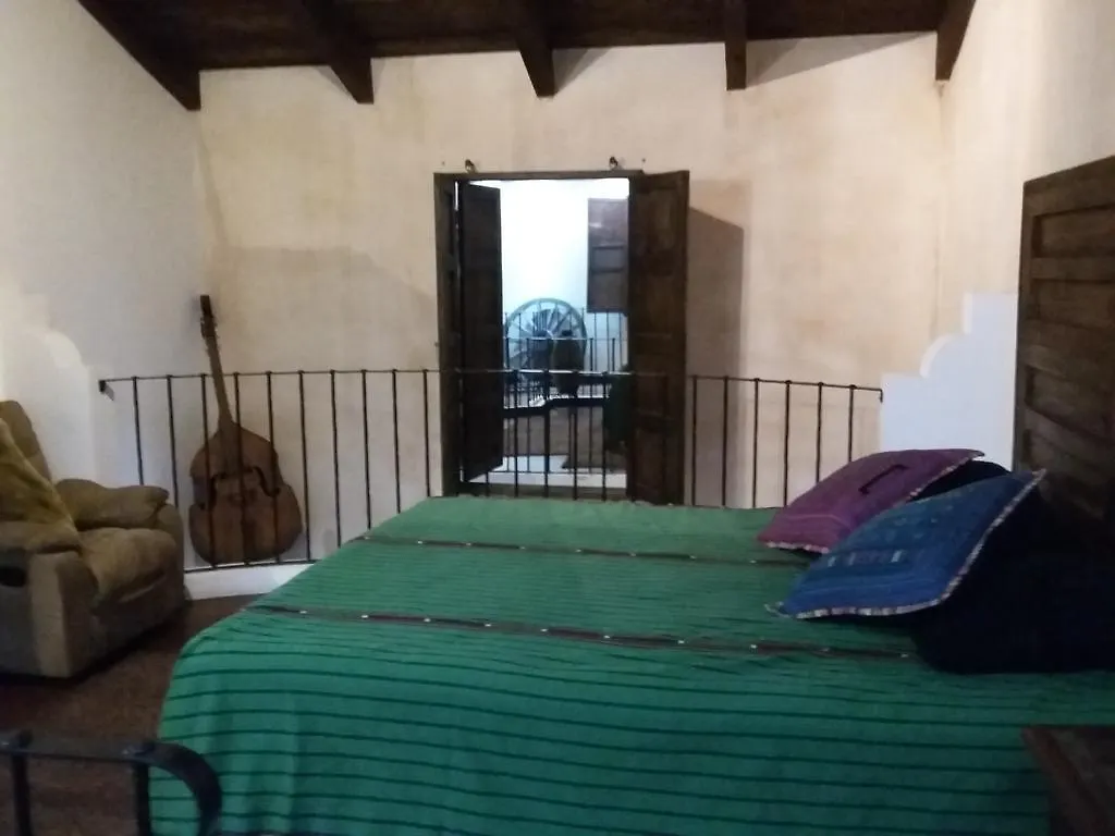 Villas Emekarsa, Antigua