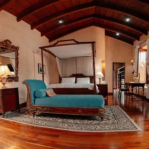 Bed & Breakfast Sharazade - Boutique Pool Magical Setting, Antigua